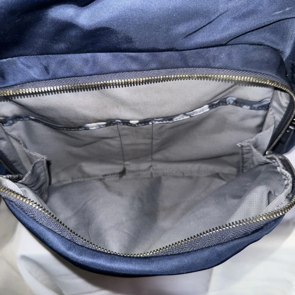 TUMI Navy Blue Nylon Silver Medium Backpack Book Bag Work Commuter Bag